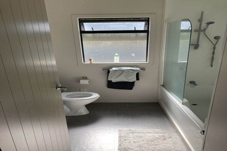 Photo of property in 94a Clarence Cox Crescent, Pirimai, Napier, 4112