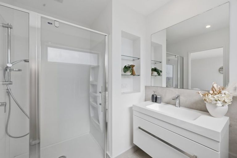 Photo of property in 39 Cilliers Drive, Silverdale, 0932