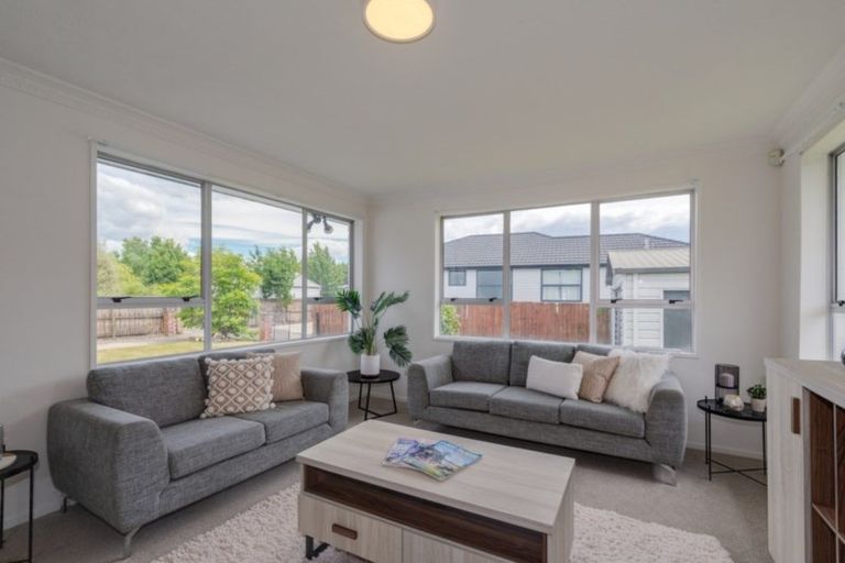Photo of property in 66 Orrick Crescent, Avondale, Christchurch, 8061