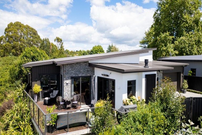 Photo of property in 21 Ada Close, Cambridge, 3434