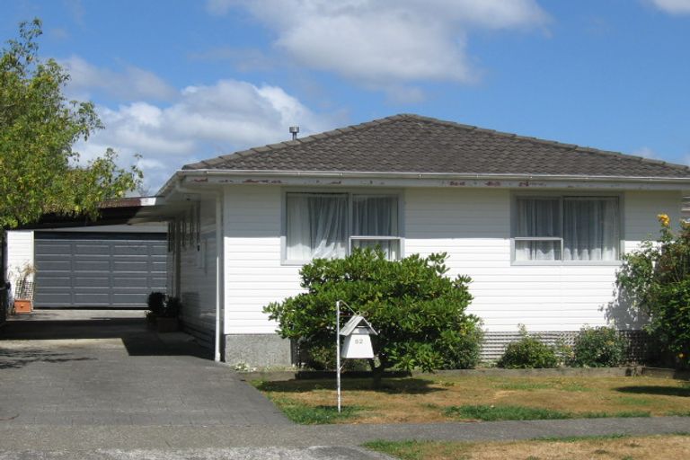 Photo of property in 52 Hartford Crescent, Totara Park, Upper Hutt, 5018