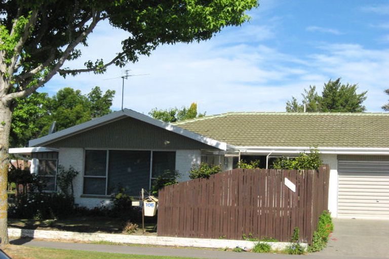 Photo of property in 106 Woodbury Street, Russley, Christchurch, 8042