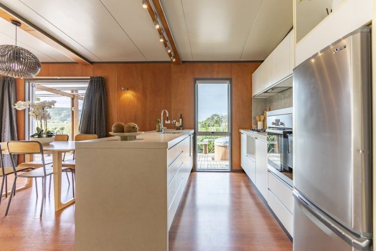 Photo of property in 330 Hill Road, Eskdale, Napier, 4182