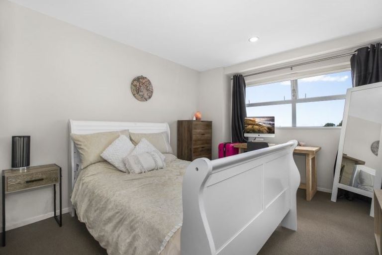 Photo of property in Wilk Heights, 6/8 Wilk Lane, Browns Bay, Auckland, 0630