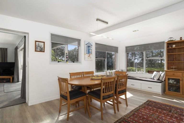 Photo of property in 10 Roretana Drive, Athenree, Katikati, 3177