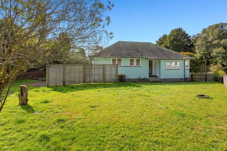 Photo of property in 70 Glenpark Avenue, Frankleigh Park, New Plymouth, 4310