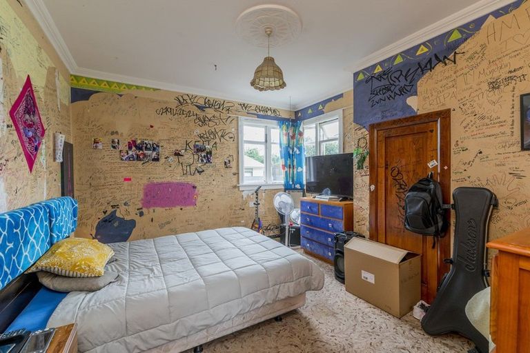 Photo of property in 27 Salisbury Street, Levin, 5510