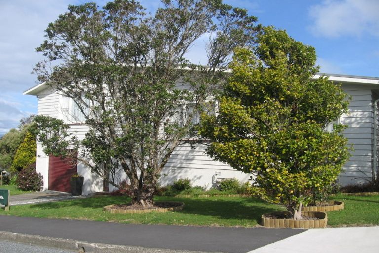 Photo of property in 3 Erris Street, Johnsonville, Wellington, 6037