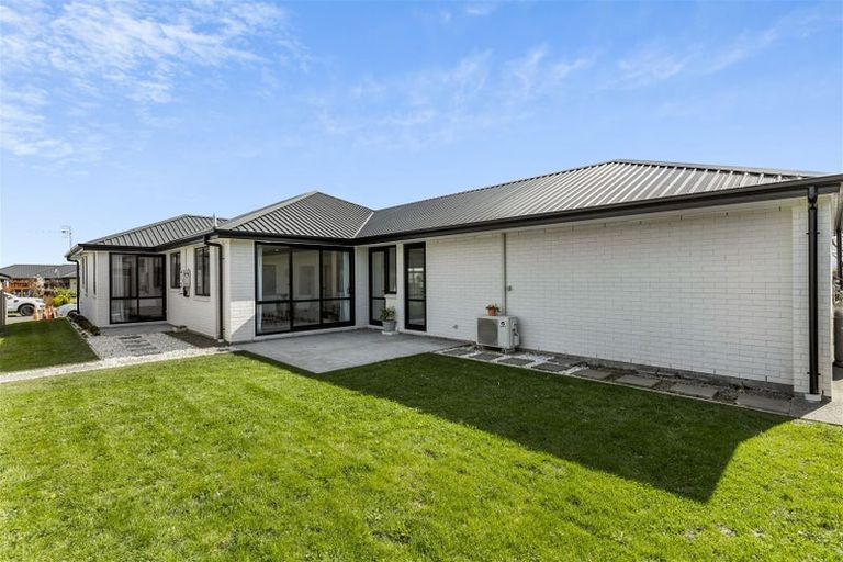 Photo of property in 1 Kilmurry Street, Halswell, Christchurch, 8025