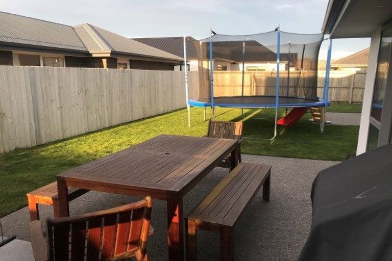 Photo of property in 71 Whincops Road, Halswell, Christchurch, 8025