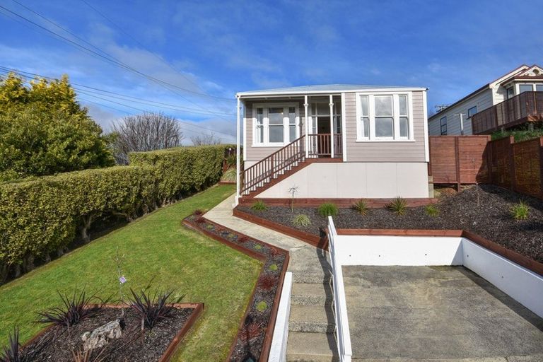 Photo of property in 4 Glen Road, Mornington, Dunedin, 9011