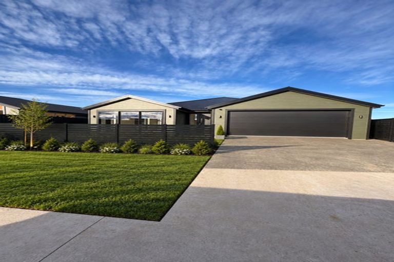 Photo of property in 10 Cunningham Street, Rangiora, 7400