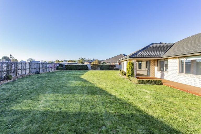 Photo of property in 18 Clifford Place, Amberley, 7410