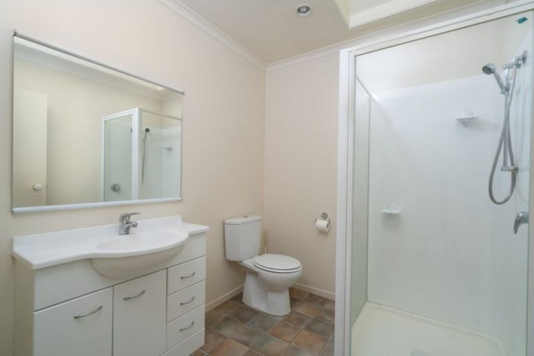 Photo of property in 6 Lakeridge Close, Rangatira Park, Taupo, 3330