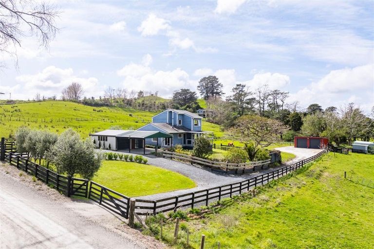 Photo of property in 15 Witheford Road, Wharehine, Wellsford, 0973