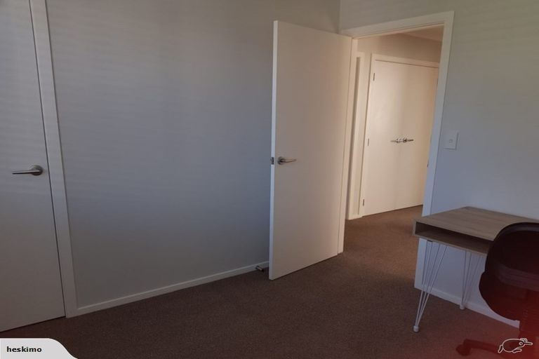 Photo of property in 136b Karewa Parade, Papamoa Beach, Papamoa, 3118