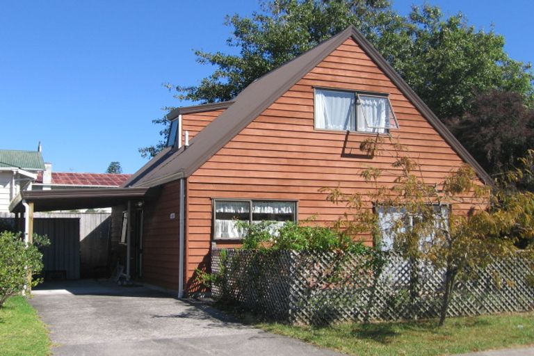 Photo of property in 1 Caspian Close, New Lynn, Auckland, 0600