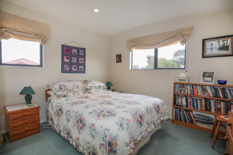 Photo of property in 4 Skyedale Drive, Harewood, Christchurch, 8051