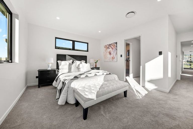 Photo of property in 24 Streamview Way, Long Bay, Auckland, 0630
