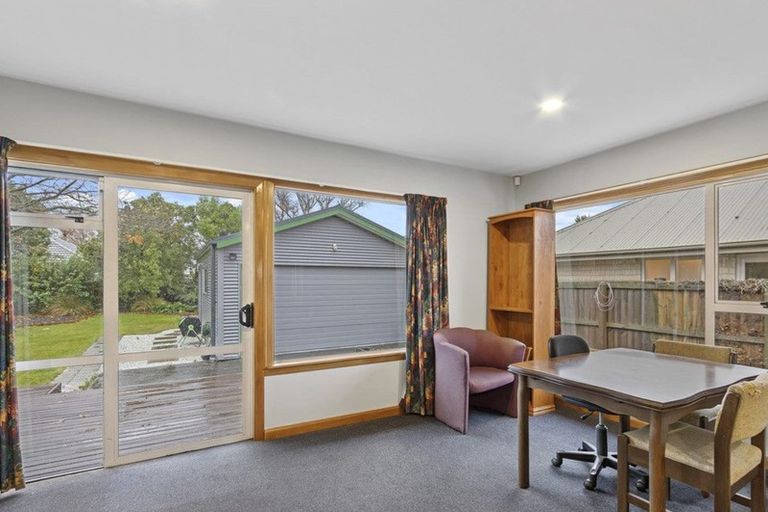 Photo of property in 75 Frankleigh Street, Somerfield, Christchurch, 8024