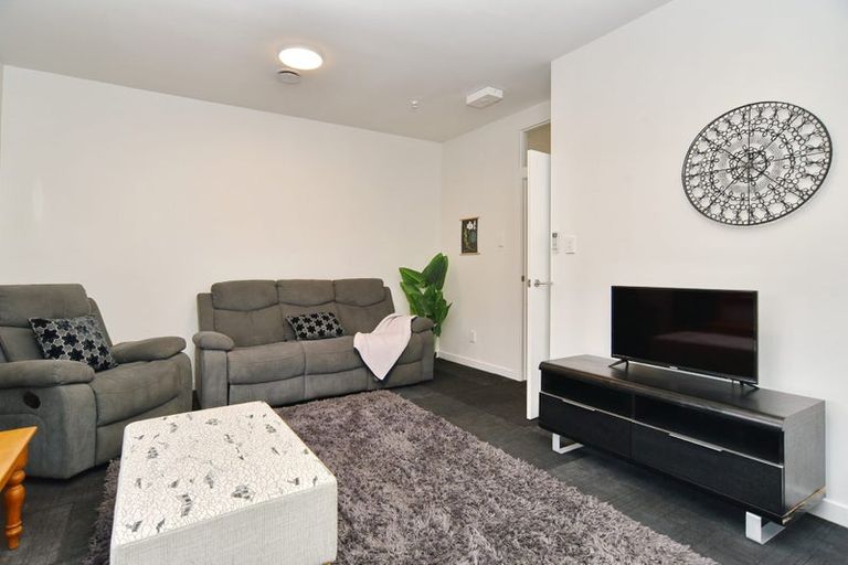 Photo of property in 4 Whitmore Street, Edgeware, Christchurch, 8013