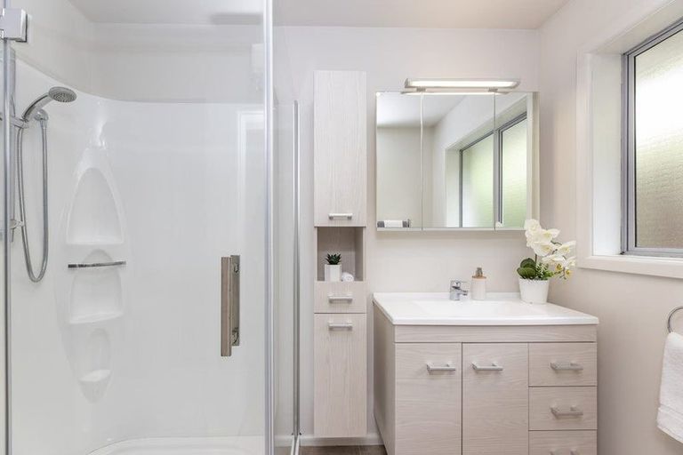 Photo of property in 2/149 Wairakei Road, Bryndwr, Christchurch, 8053