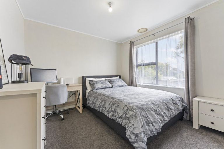 Photo of property in 42 Fraser Drive, Feilding, 4702