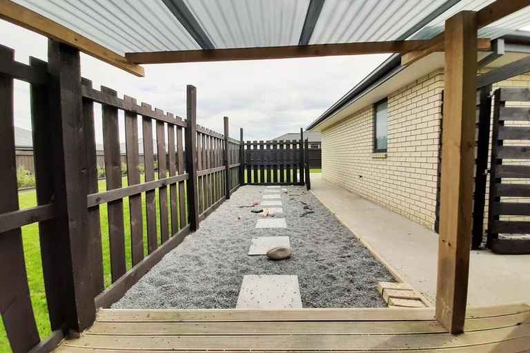 Photo of property in 8 Lawrence Drive, Rolleston, 7614