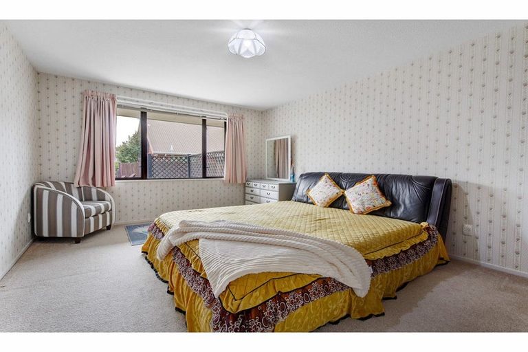 Photo of property in Carmichael Courts, 13/14 Wharenui Road, Upper Riccarton, Christchurch, 8041
