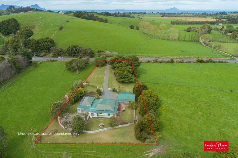 Photo of property in 243 Rosythe Road, Waipu, 0582