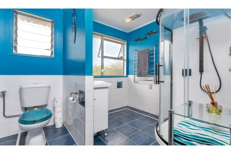 Photo of property in 17 Kauri Road, Whenuapai, Auckland, 0618