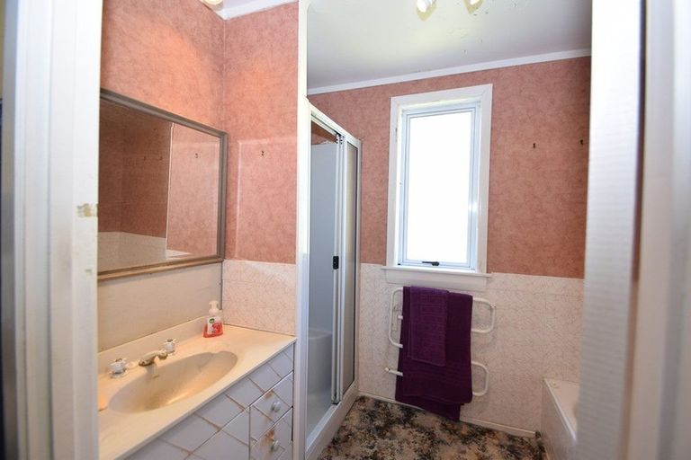 Photo of property in 1204 Wharehine Road, Port Albert, Wellsford, 0973