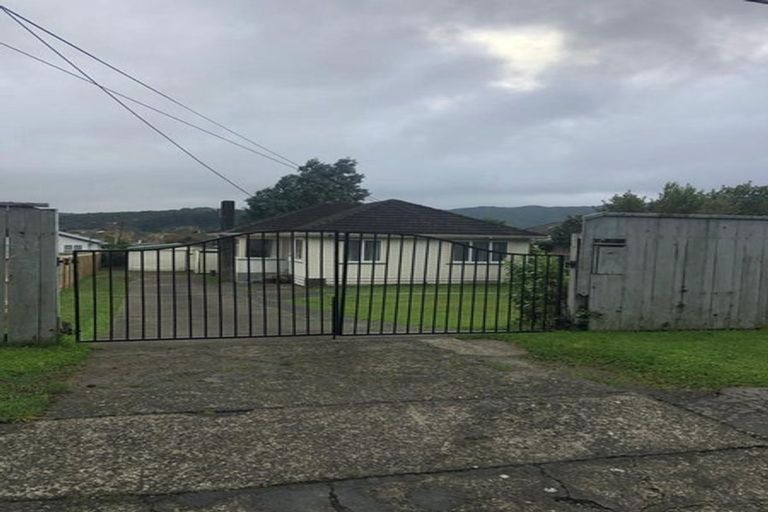Photo of property in 40 Karaka Street, Wainuiomata, Lower Hutt, 5014