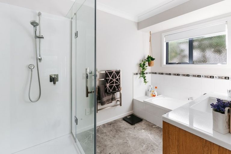 Photo of property in 16 Olive Close, Omokoroa, 3114