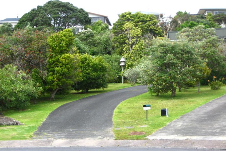 Photo of property in 119 Pacific Parade, Army Bay, Whangaparaoa, 0930