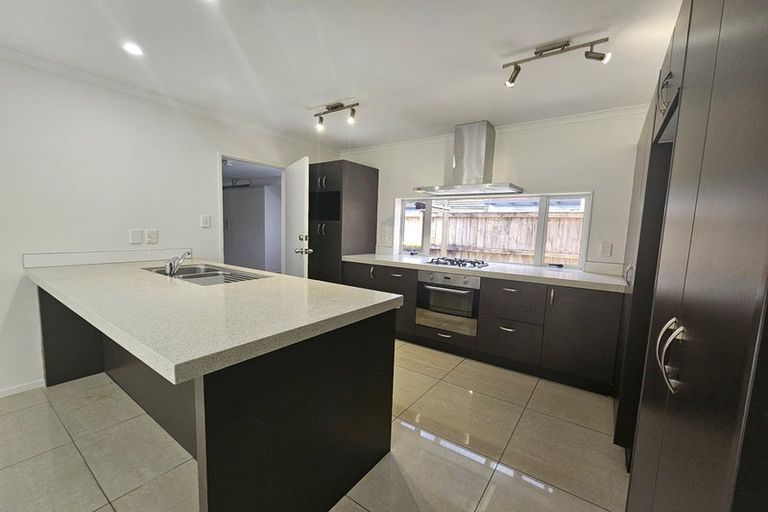 Photo of property in 12 Montanez Drive, Flat Bush, Auckland, 2019