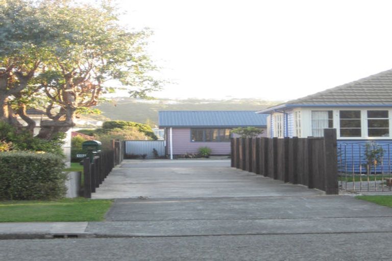 Photo of property in 10a Mana Avenue, Titahi Bay, Porirua, 5022