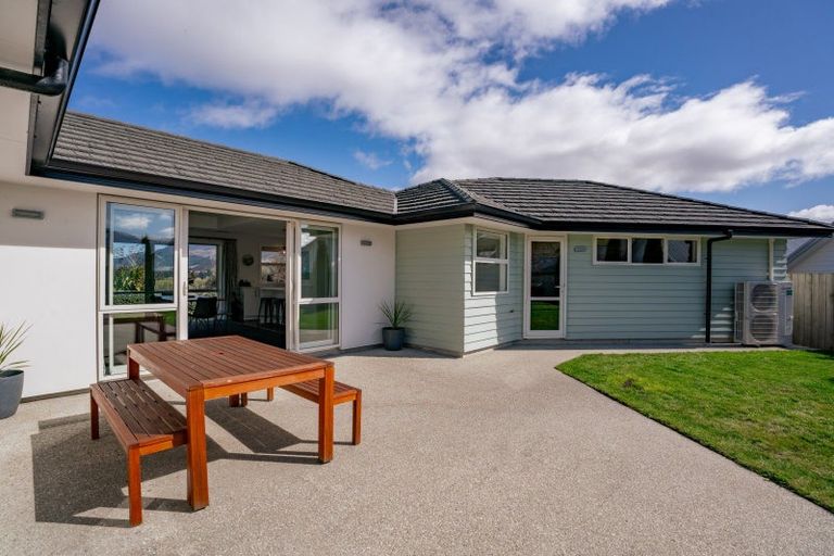 Photo of property in 4 Keble Lane, Lower Shotover, Queenstown, 9304
