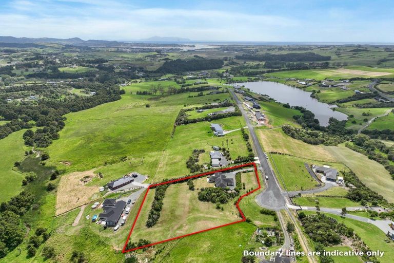 Photo of property in 82 Daniel Parade, Mangawhai, Wellsford, 0975