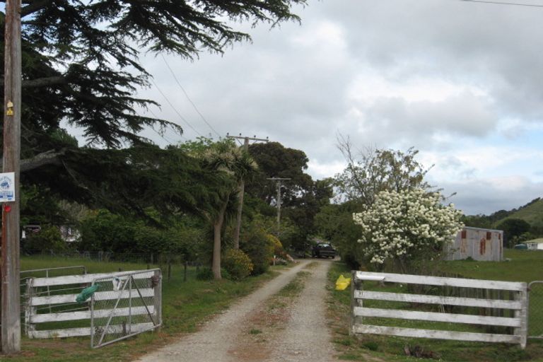 Photo of property in 31 Parkinson Street, Tolaga Bay, 4077