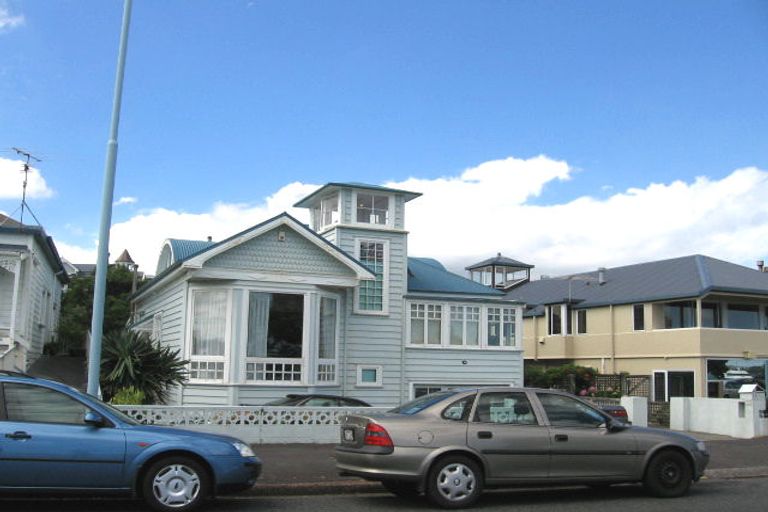 Photo of property in 23 Queens Parade, Devonport, Auckland, 0624