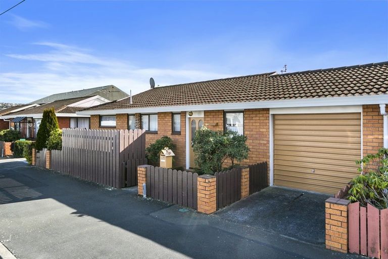 Photo of property in 5 Market Street, Saint Kilda, Dunedin, 9012