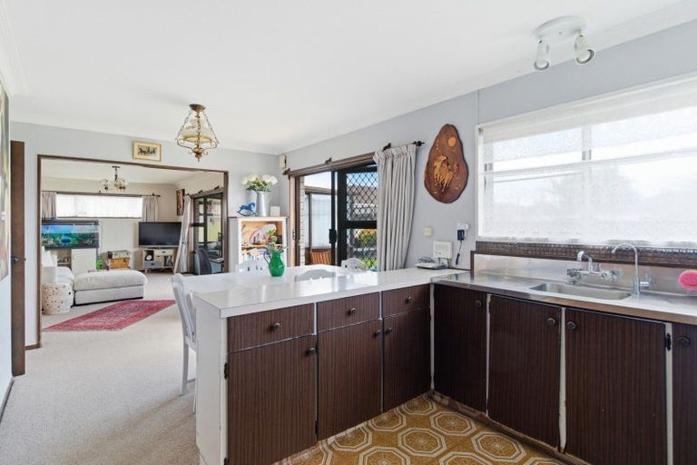 Photo of property in 17 Myres Street, Otumoetai, Tauranga, 3110