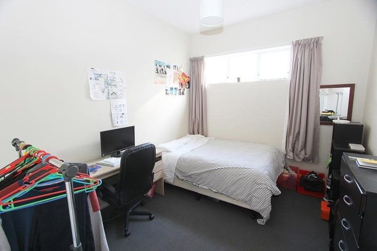 Photo of property in 15 Brook Street, North Dunedin, Dunedin, 9016