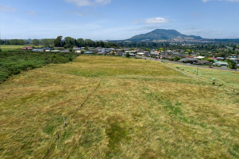 Photo of property in 24 Acacia Bay Road, Nukuhau, Taupo, 3330