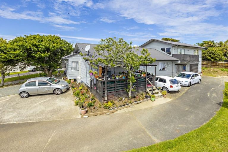 Photo of property in 21 Leila Place, Clover Park, Auckland, 2019