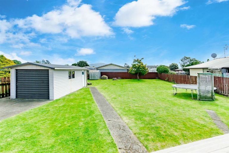 Photo of property in 59 Michael Road, Paraparaumu Beach, Paraparaumu, 5032