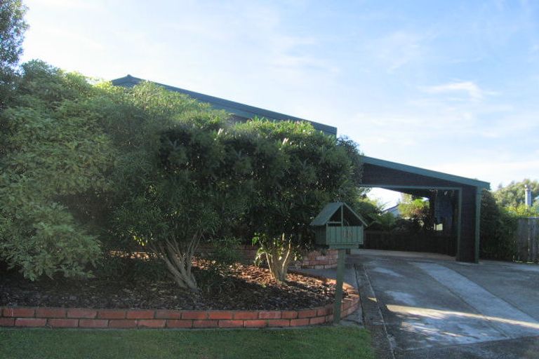 Photo of property in 15 The Yardarm, Whitby, Porirua, 5024