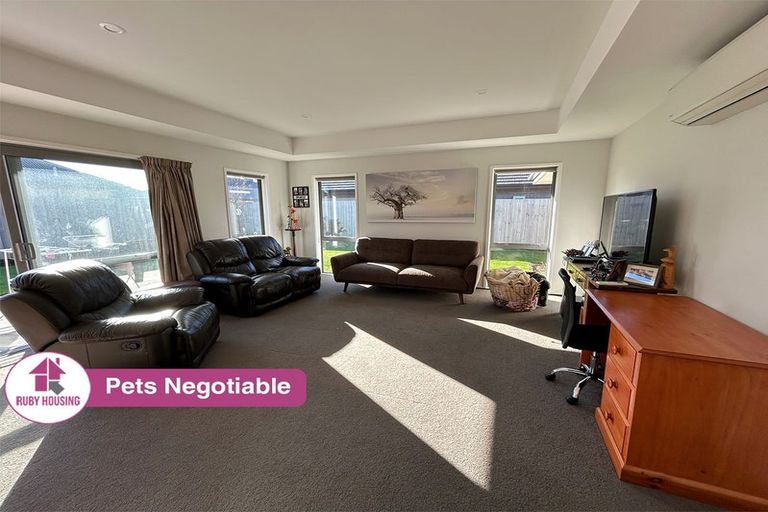 Photo of property in 34 Whincops Road, Halswell, Christchurch, 8025