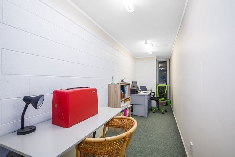 Photo of property in 39 Leeward Drive, Whitby, Porirua, 5024